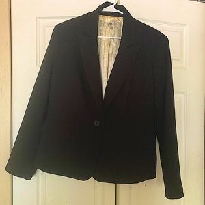 Kasper Women’s Size 18 Black Blazer with Satin Striped lining